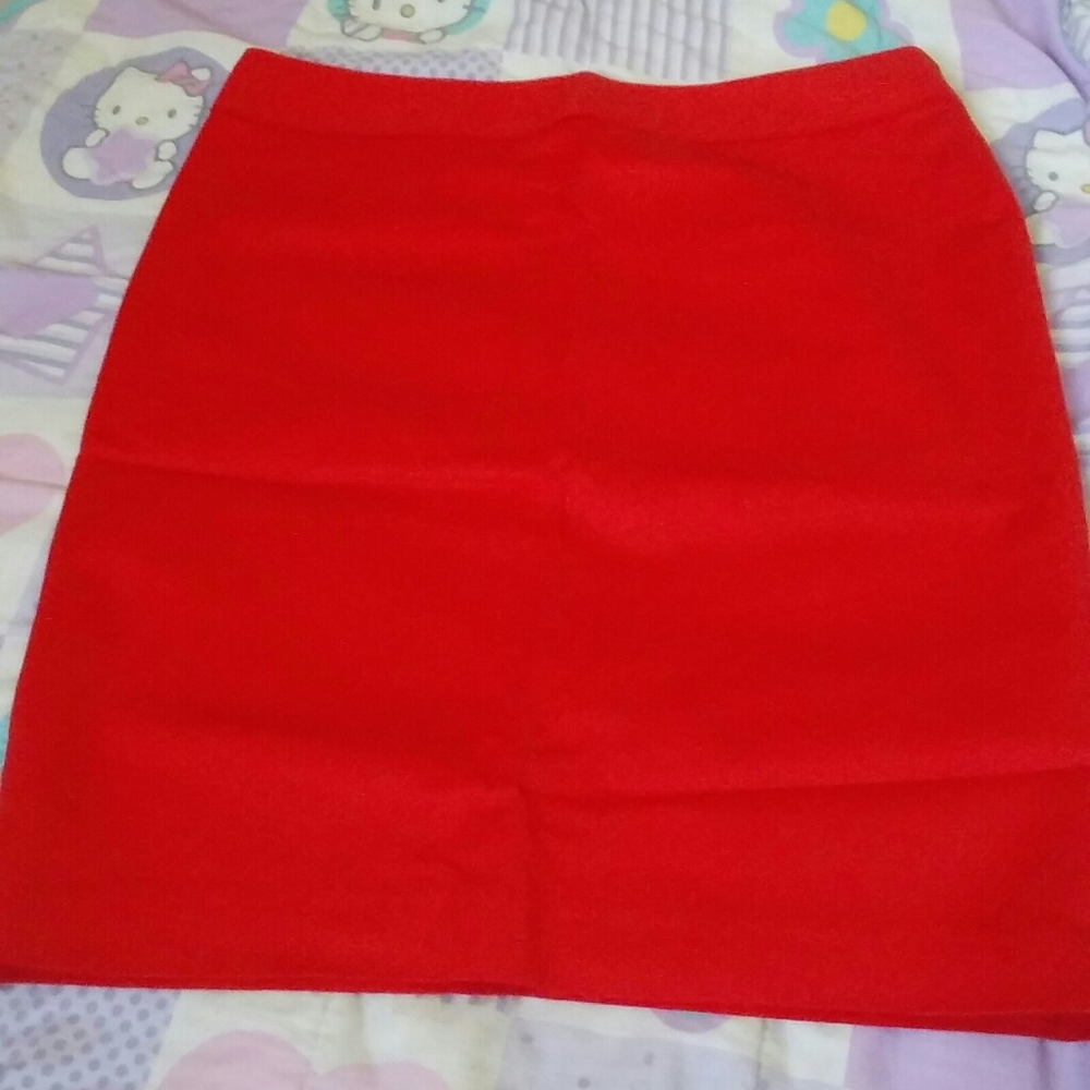 LIZ CLAIRBORNE vibrant red pencil skirt - Picture 1 of 4